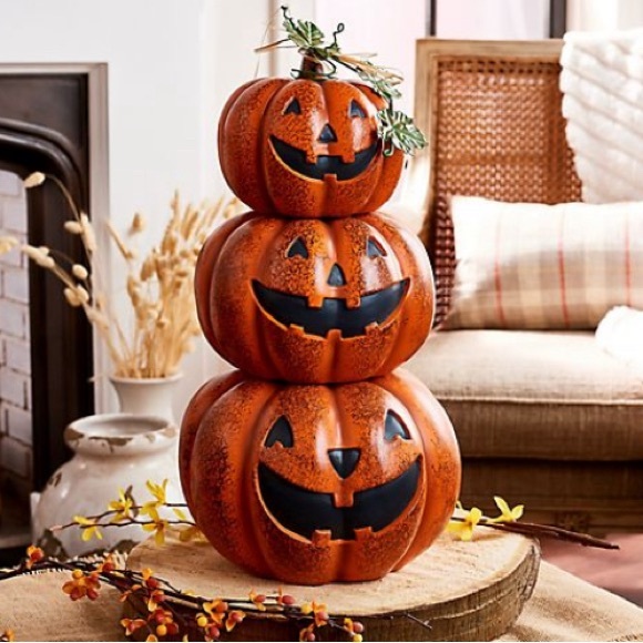 Valerie Parr Hill Other - 3 Piece Stacking Jack O’Lantern Pumpkins + Metal Leaves by Valerie Parr Hill